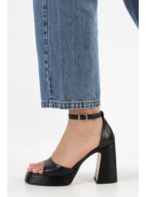 Platform - 350gr - Black - Heels